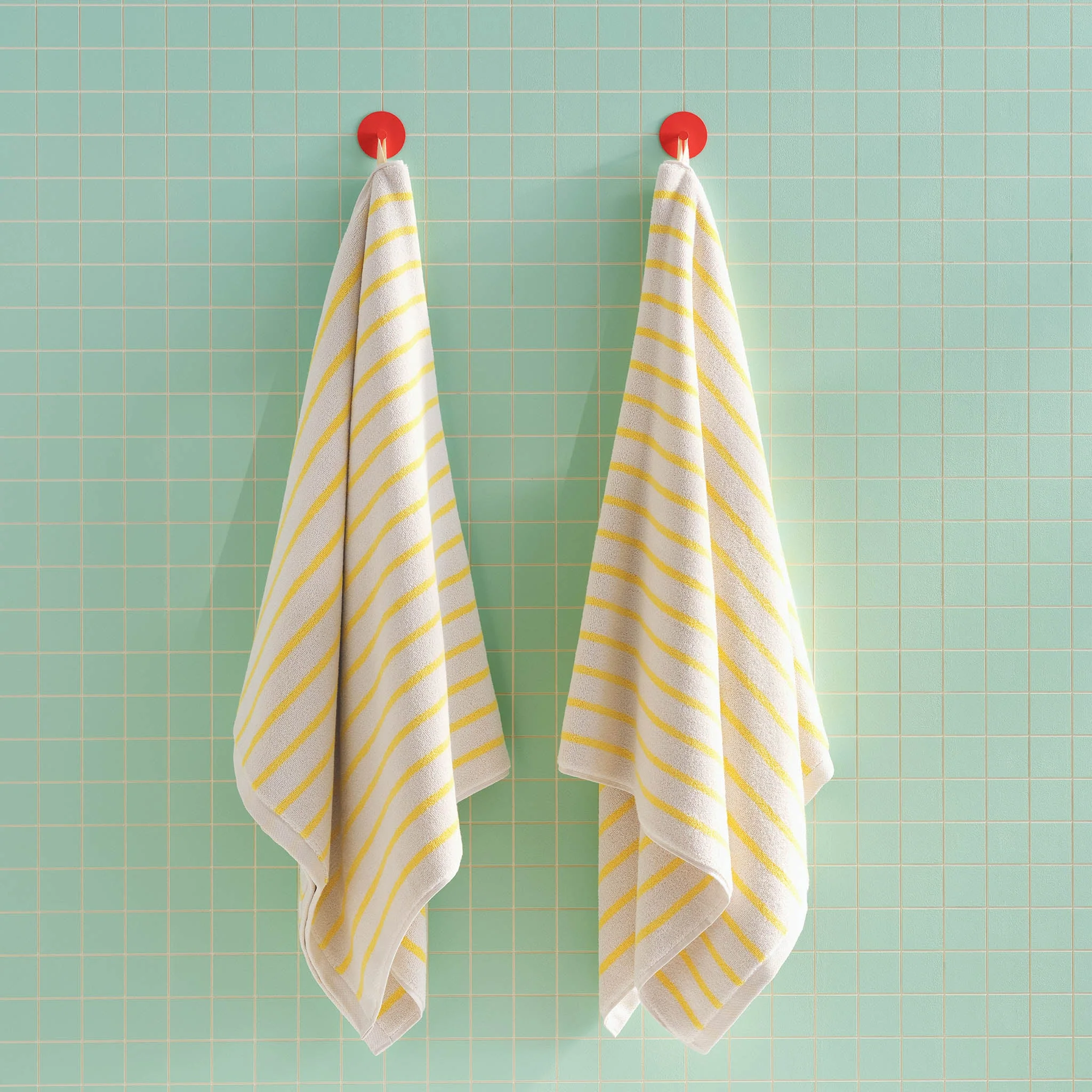 Super-Plush Set of 4 Bath Towel Bundle - Image 17